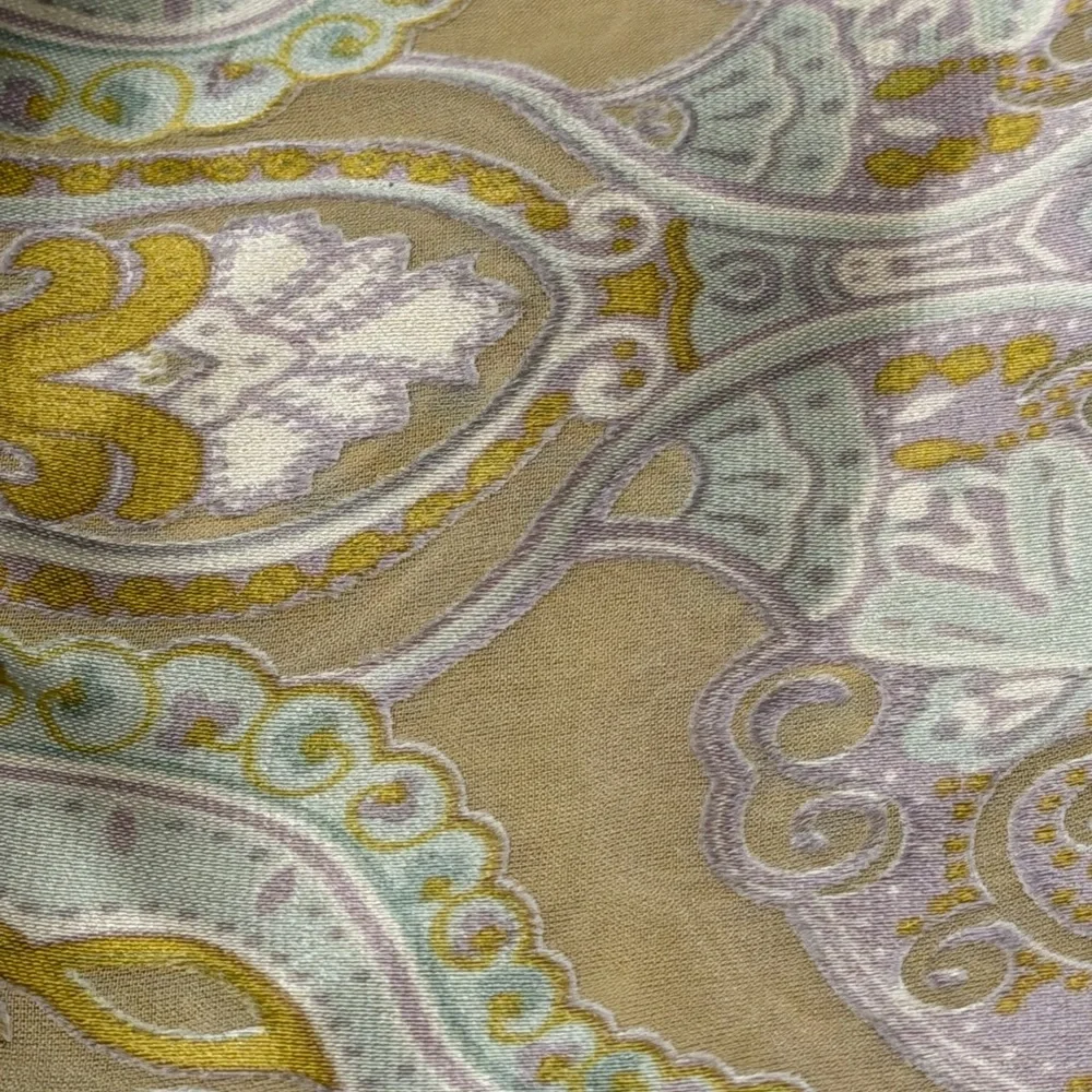 Unbranded silk Elegant Paisley Scarf 66”X20” made in Korea